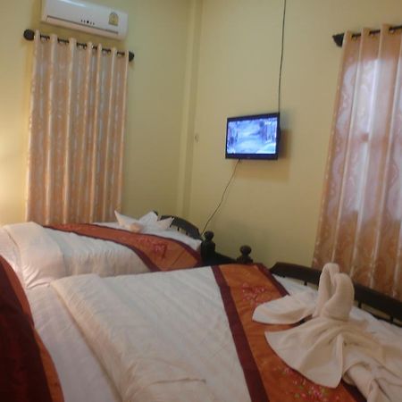 Kinnaly Place House Luang Prabang Rom bilde